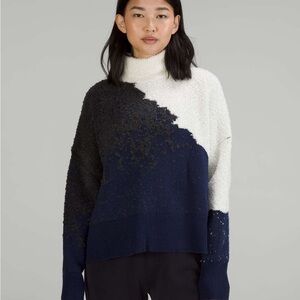 Lululemon Ombre knit textured turtleneck size 12 sweater pullover